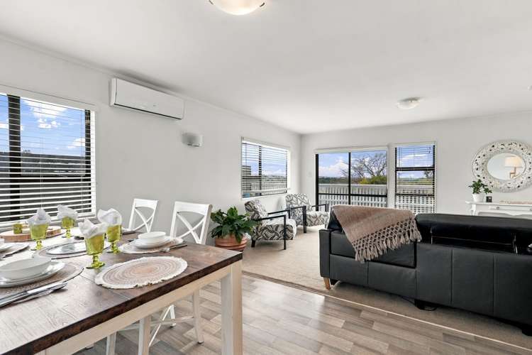 1/96 Alton Avenue Hillcrest_11