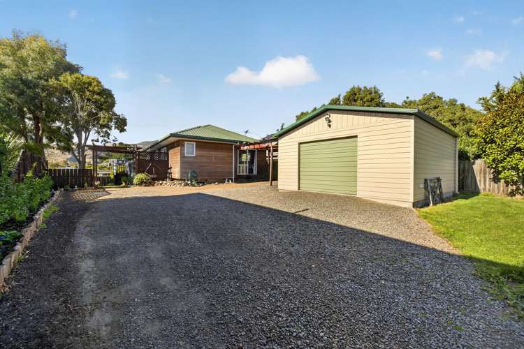 118 Marine Drive Diamond Harbour_28