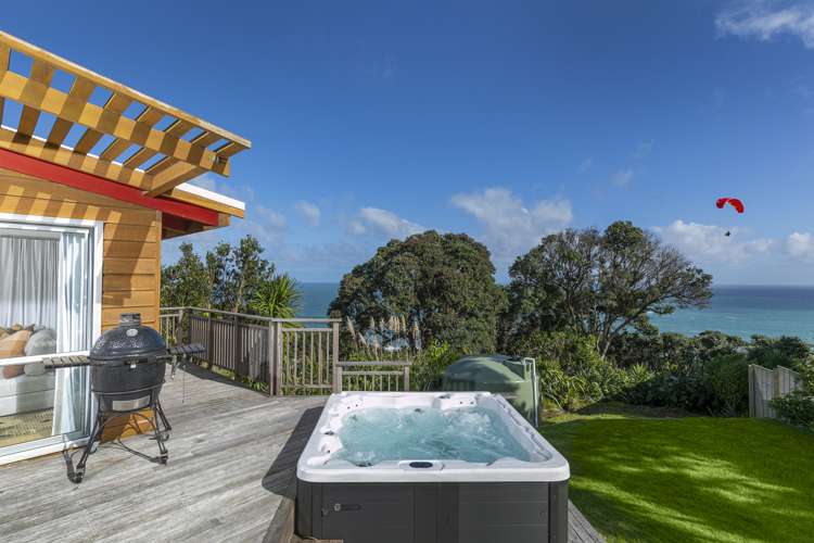 5 Ngatira Road Muriwai_7