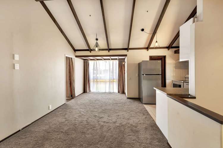 8 Banks Place Tawhero_6