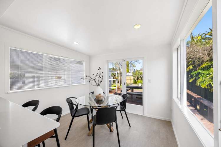 16 Locarno Avenue_5