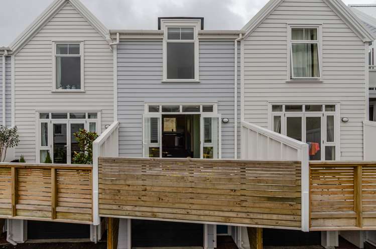 28/35 Pirie Street Mount Victoria_1