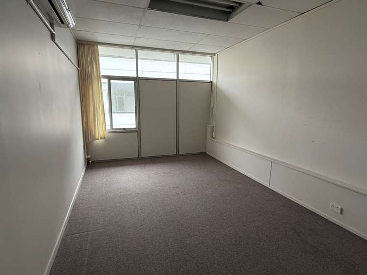 3063 Great North Road New Lynn_6