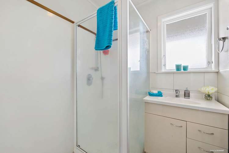 2/14 Tomlinson Street Hillpark_5