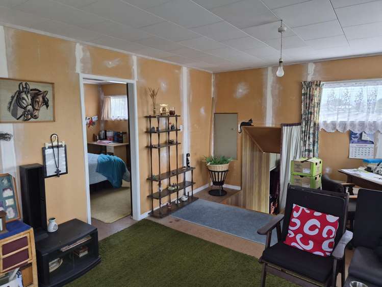 15 Miro Street Kerepehi_13