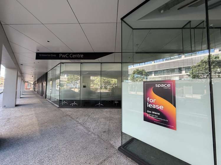 Retail 4/10 Waterloo Quay Wellington Central_2