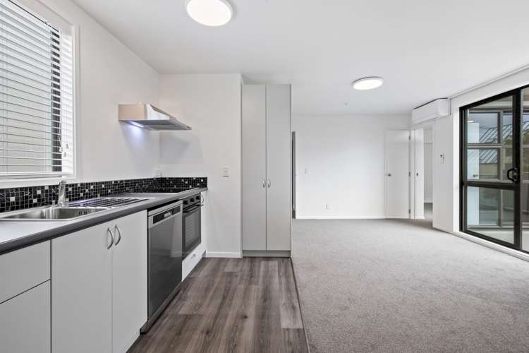 2/41 Ely Street Christchurch Central_5