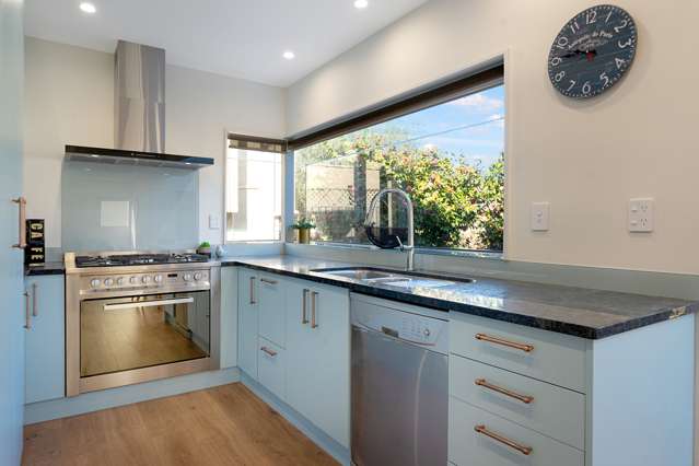 6a Glucina Avenue West Harbour_4