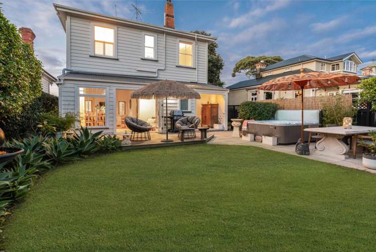 5 Oxford Terrace Devonport_21