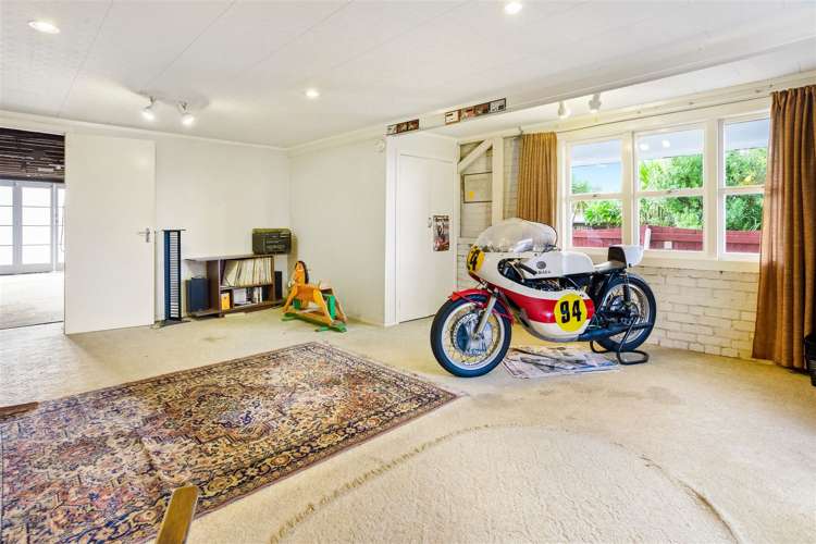 53 Uxbridge Road Mellons Bay_18