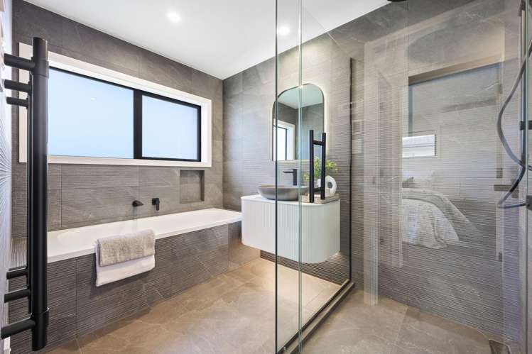 114 Bramley Drive Farm Cove_23