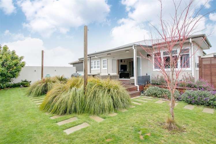 38 Arbuckle Road Frimley_0