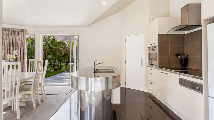 59 Whangaparaoa Road Red Beach_9