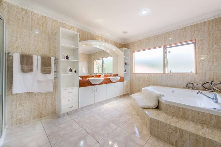 2 Kerridge Close Shamrock Park_15