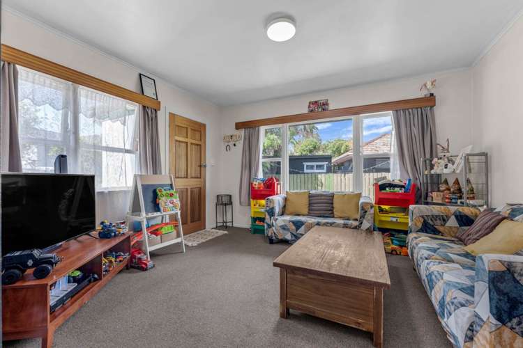 77 Birdwood Avenue Papatoetoe_14
