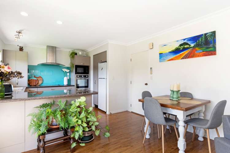 4 Pemberton Crescent Greerton_5