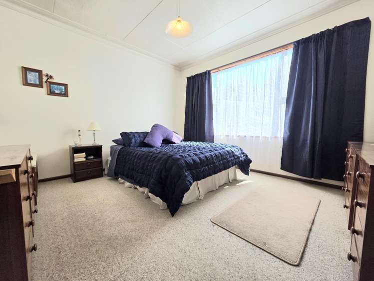 32A Wharfe Street South Hill_11