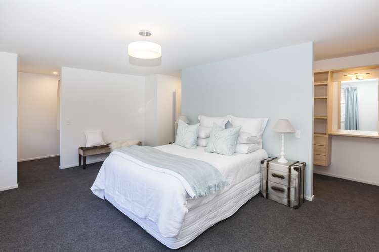 15 Springbrook Lane Northwood_7