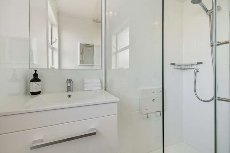 41 Toru Road Paraparaumu Beach_11