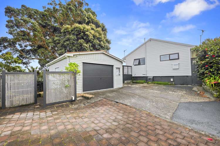 114b South Road Spotswood_13