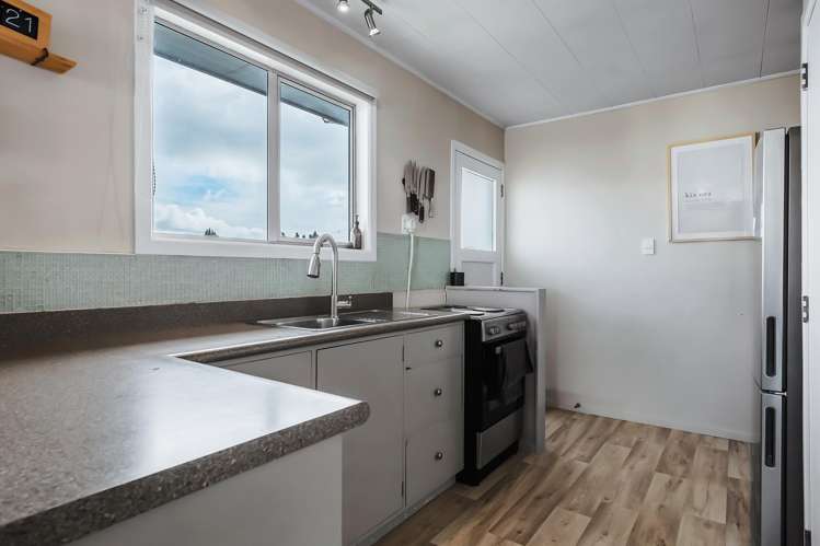 11 Koha Road Taupo_6