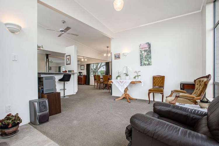 63 McPhee Street Dannevirke_9