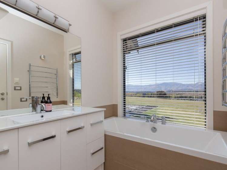 958 Aubrey Road Albert Town_15