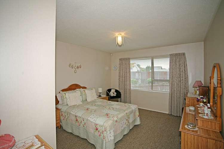 2/51 Neill Street Hornby_10