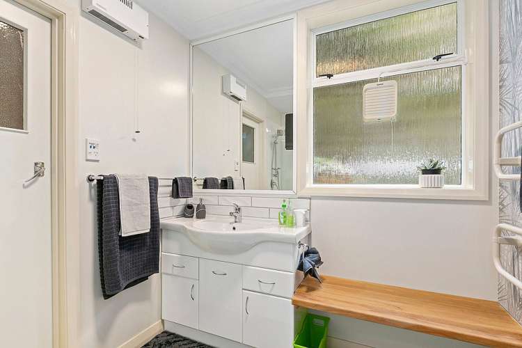 33 Erin Street Roslyn_25