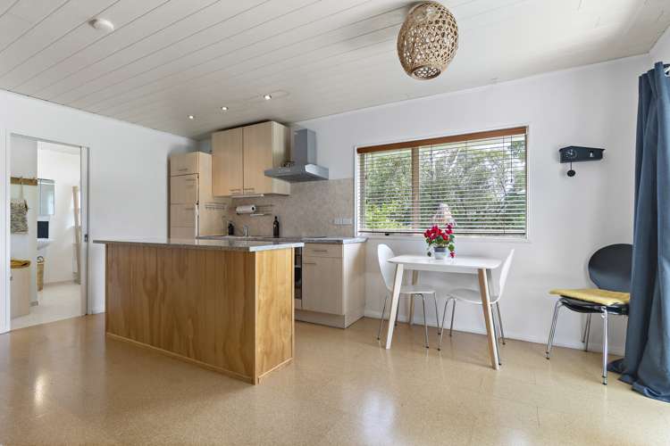 49 Charles Street Carterton_8