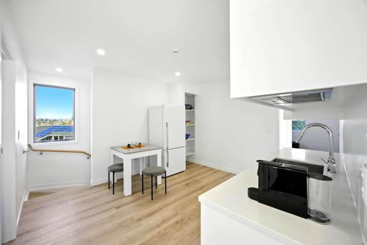 9a Portadown Avenue Pakuranga Heights_13