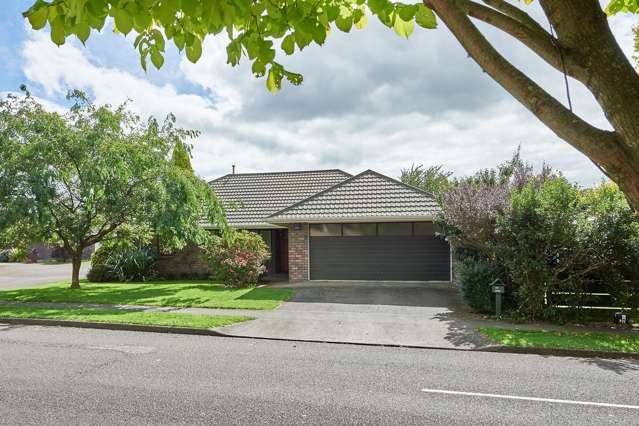 11 Churchill Avenue Hokowhitu_1