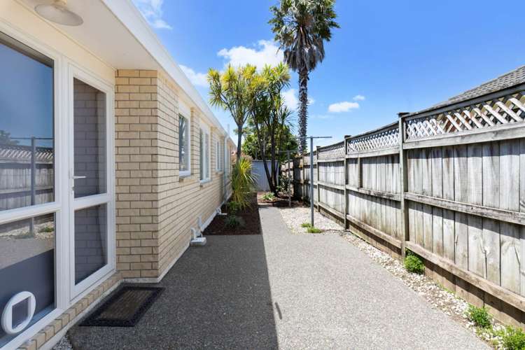 8 Newbliss Crescent East Tamaki Heights_7