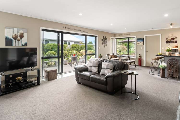 114 Solway Crescent Solway_9