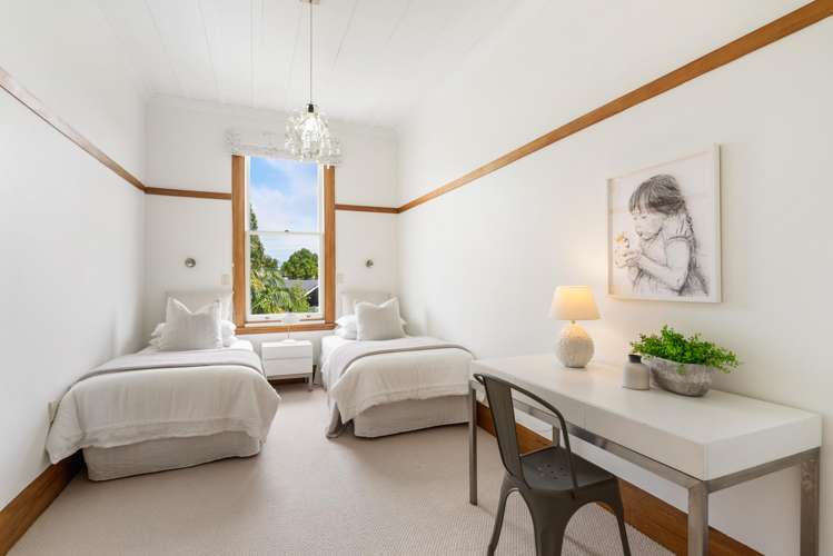 13 Golf Road Epsom_11