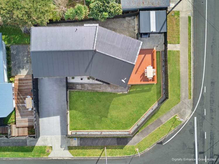 2 Bromley Place Westown_26