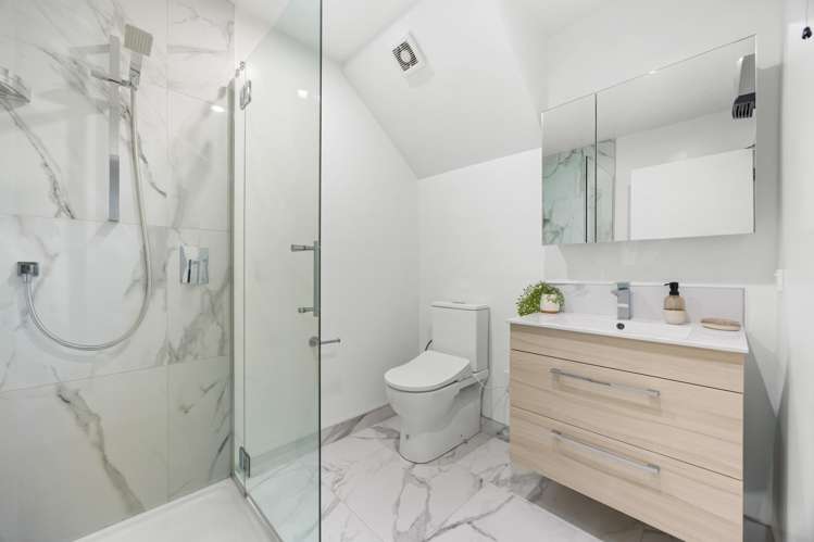 4/14 Wilsher Crescent Henderson_12