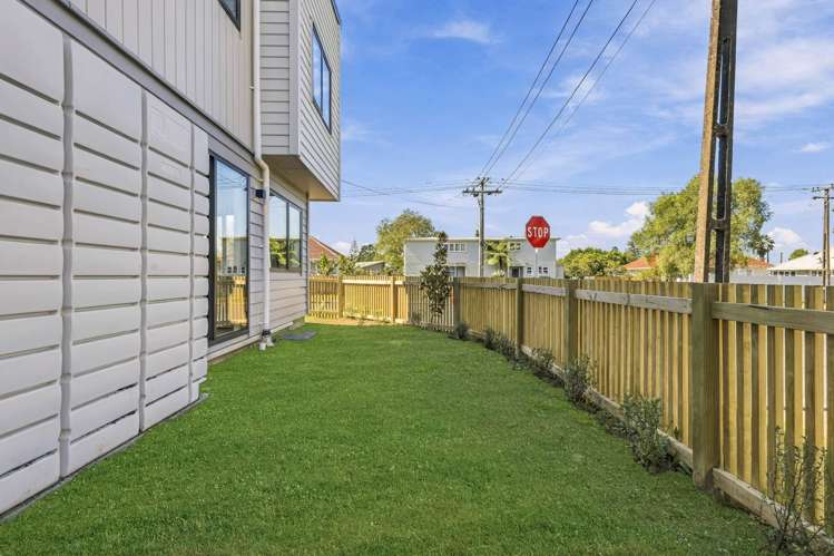 22 Alamein Road Panmure_8