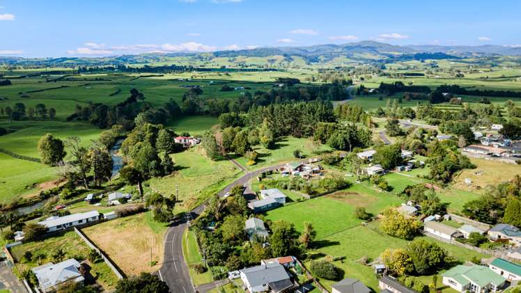 38 Silverton Road Waihi_28