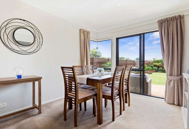 2 Bellshill Close Wattle Downs_4