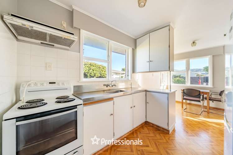 83 Wai-Iti Crescent Woburn_3