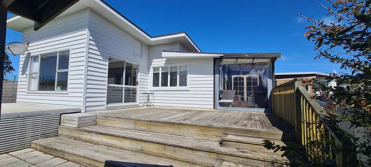 83 Walker Street Riverton_24
