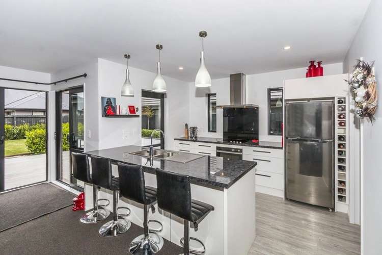 21 Hineaari Street Marshland_1