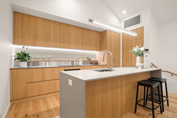 6/4 Madeira Place Grafton_4