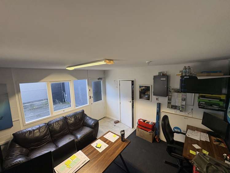 406 Saint Aubyn Street East Hastings_10
