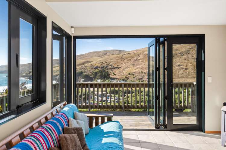 217 Taylors Mistake Road Te Onepoto / Taylors Mistake_5