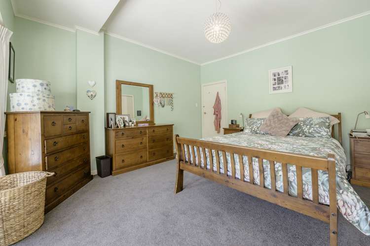 14 Deane Avenue Titirangi_14