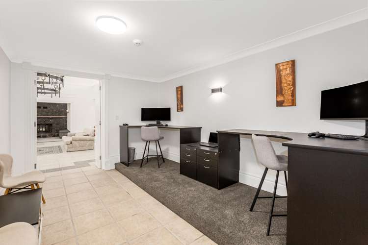 430 Hawkins Hill Road Brooklyn_23