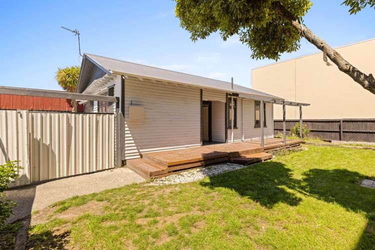 91A & 91 Garlands Road Hillsborough_28