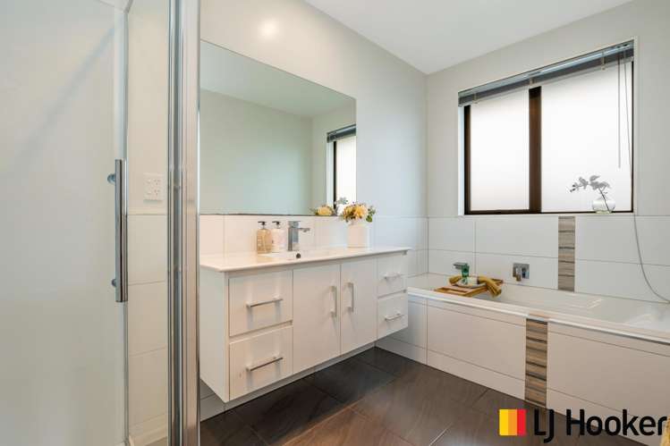 15 Parkgrove Crescent Pokeno_18